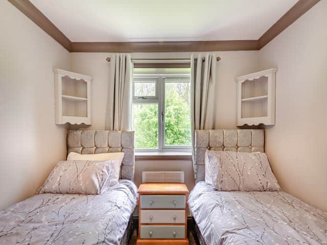 Twin bedroom | Mallard - Lakeside Retreat, Marston