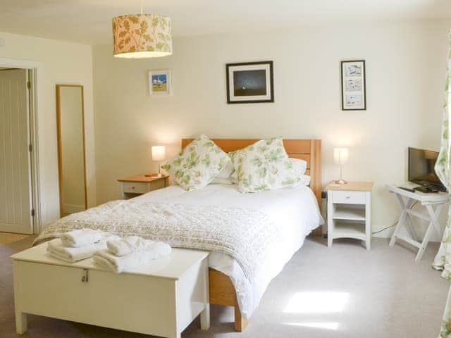 Double bedroom | Middle Cottage, Shilbottle, near Alnwick