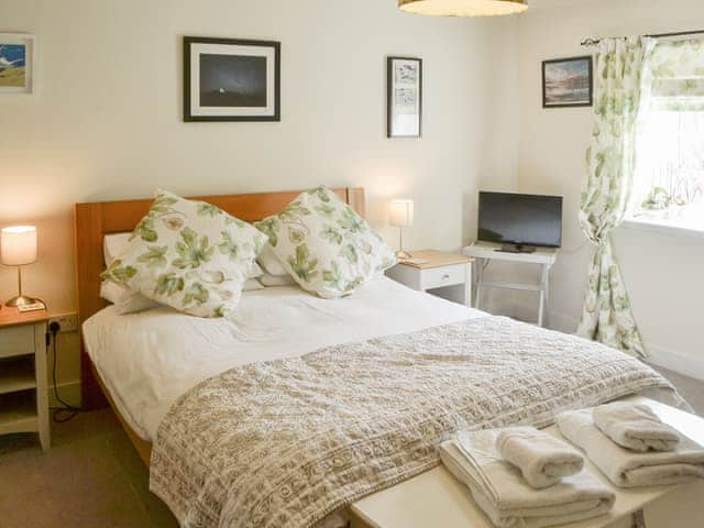 Double bedroom | Middle Cottage, Shilbottle, near Alnwick