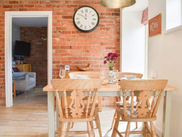 Dining Area | White Heather Barn, Swanwick