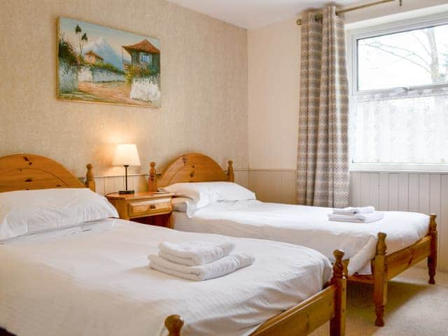 Twin bedroom | Duddon - Brigham Farm Apartments, Keswick