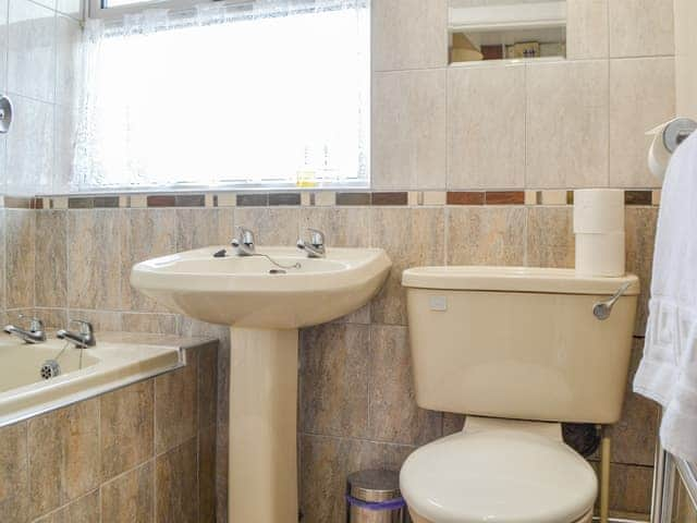 Bathroom | Duddon - Brigham Farm Apartments, Keswick