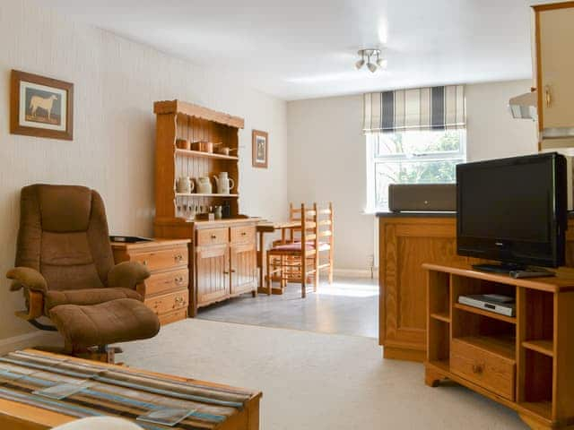 Living area | Esk - Brigham Farm Apartments, Keswick