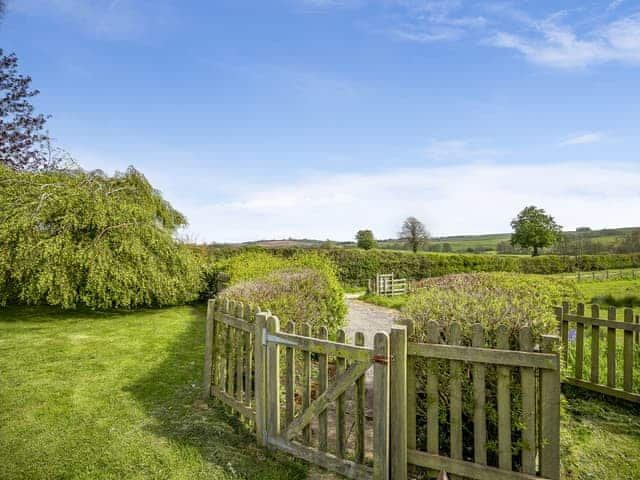 Garden | The Cottage, Ashby Puerorum, near Horncastle