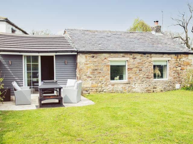 Garden | Acre Hill Cottage - Acre Hill Farm, Lane Ends, near Bolton by Bowland