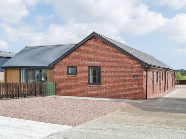 Exterior | Old Byre Cottage - Old View Holidays, Carlisle