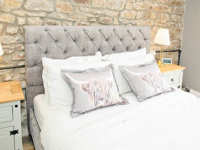 King bedroom | Acre Hill Cottage - Acre Hill Farm, Lane Ends, near Bolton by Bowland