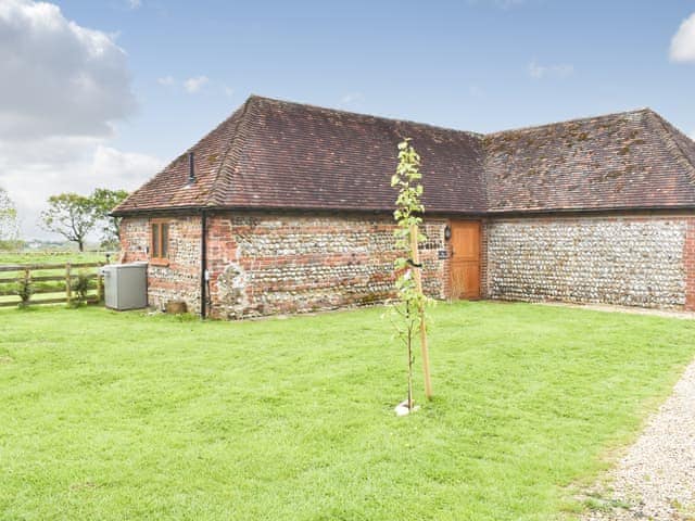 Exterior | The Cow Shed, Little Common, near Bexhill-on-Sea