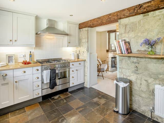 Kitchen | Sandstones, Niton