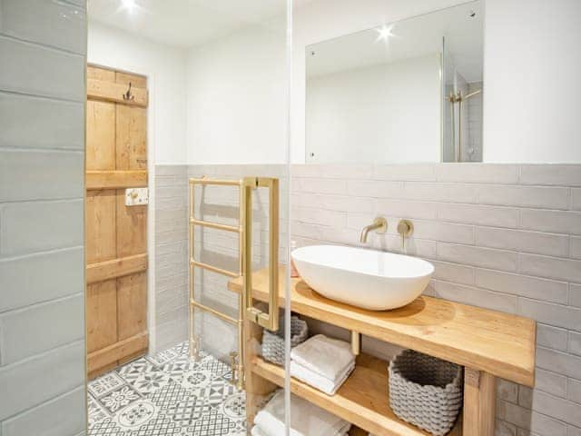 Shower room | Sandstones, Niton