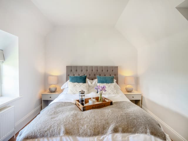 Double bedroom | Sandstones, Niton