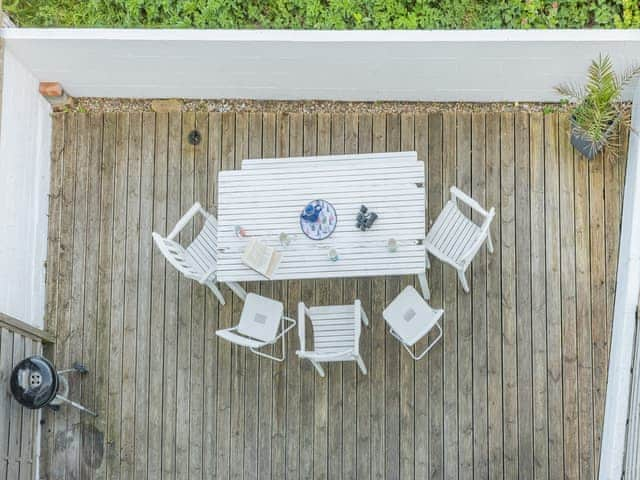 Decking | Sea Wrack, Sheringham