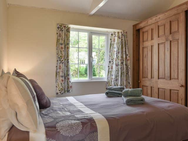 Double bedroom | Moorside - Lanwithan Cottages, Lostwithiel