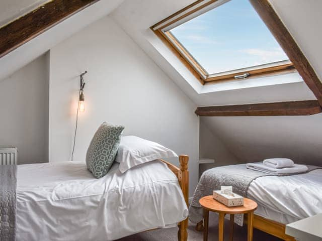 Twin bedroom | Seaside Cottage, Whitby