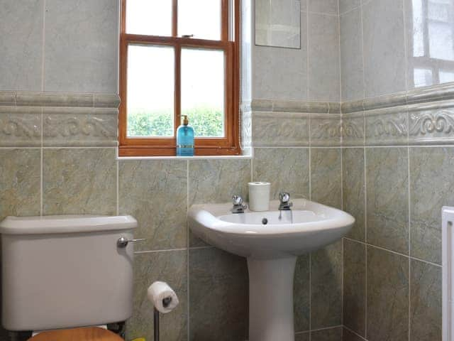 Shower room | Skiddaw House, Keswick