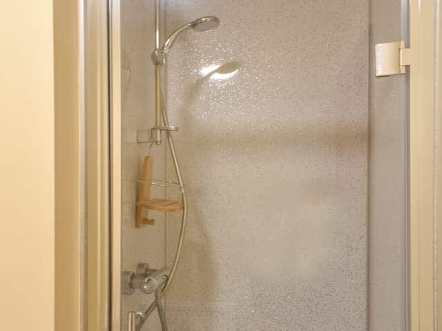 Shower room | Skiddaw House, Keswick