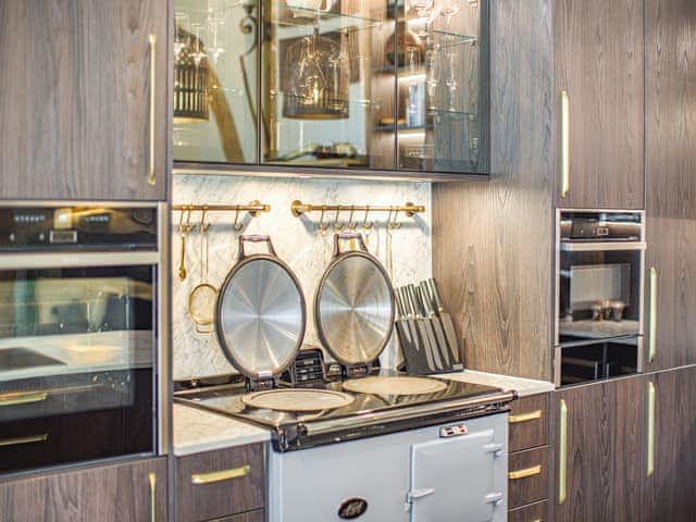 Kitchen area | Cloth Hall Holiday Homes - Cloth Workers Barn - Cloth Hall Holiday Homes , Smarden, near Ashford