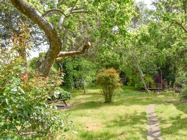 Garden | Kennelman&rsquo;s, Sopley, near Christchurch