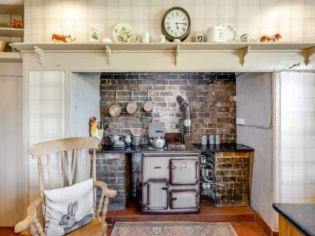 Kitchen | Pentregaer Issa, Croesau Bach, near Oswestry