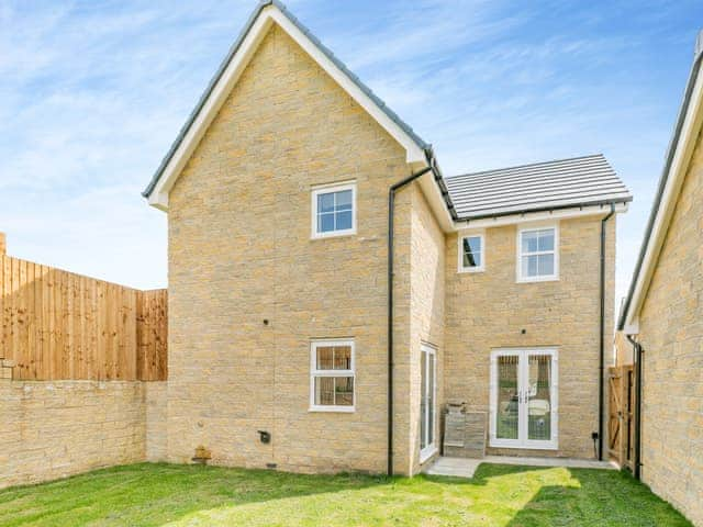 Exterior | Silkstone Crescent, Buxton