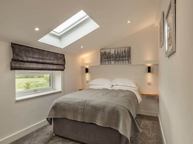 Double bedroom | The Old Haybarn - Brookfields Holiday Farm, Church Broughton, near Derby