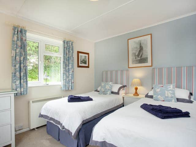 Twin bedroom | Sweet&rsquo;s Close, Polgooth, St Austell