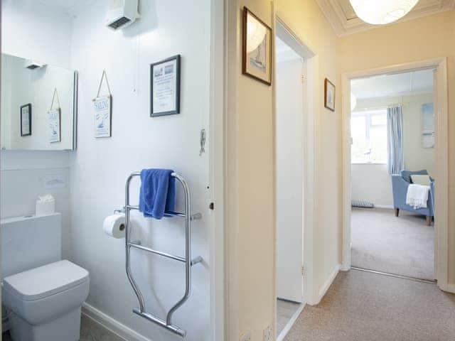 Bathroom | Sweet&rsquo;s Close, Polgooth, St Austell