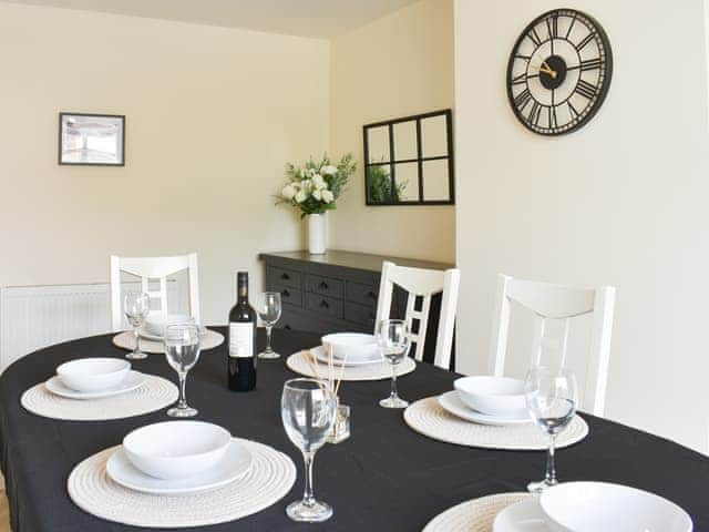 Dining room | The Graph&rsquo;s Gaff, Aycliffe Village