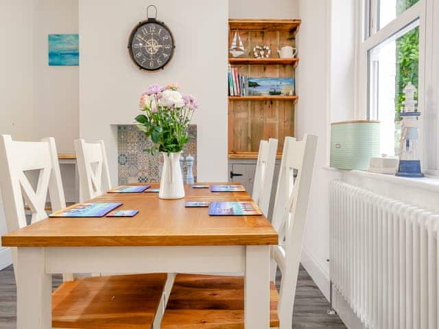 Dining Area | Happy House, Brighton