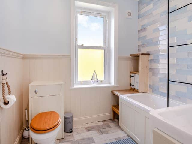 Bathroom | Happy House, Brighton