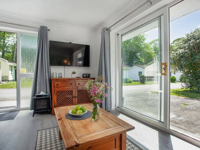 Living room | Squirrels Leap, Rosecraddoc, near Liskeard