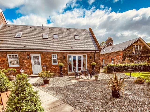 Exterior | The Stables - Loaninghead Farm, Balfron Station, near Drymen