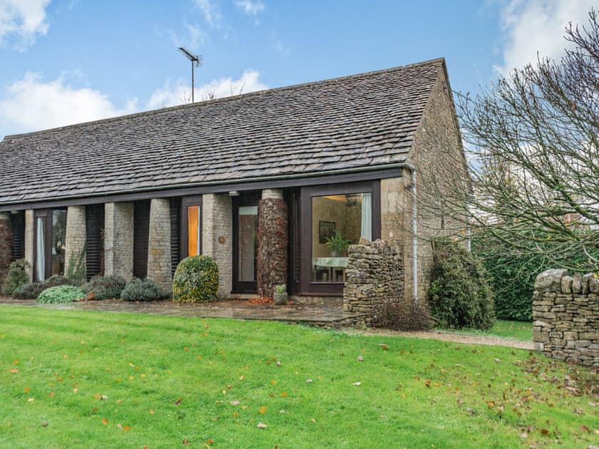 Exterior | Orchard View - Thickwood House Garden Cottages, Colerne, near Bath