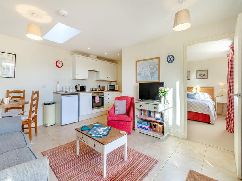 Open plan living space | Hop Cottage - Beachy Head Cottages, East Dean