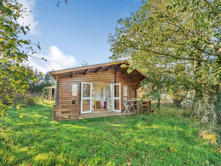 Exterior | The Lodge - Ffrwdwenith Isaf Farm and Cottages, Felinwynt