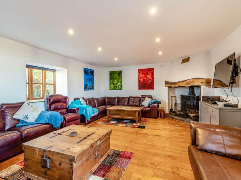 Living room | Ysgubor Mawr - Ffrwdwenith Isaf Farm and Cottages, Felinwynt