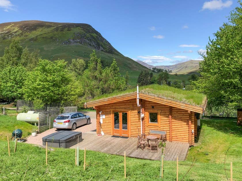 Exterior | Scotsview - Glenbeag Mountain Lodges, Spittal of Glenshee