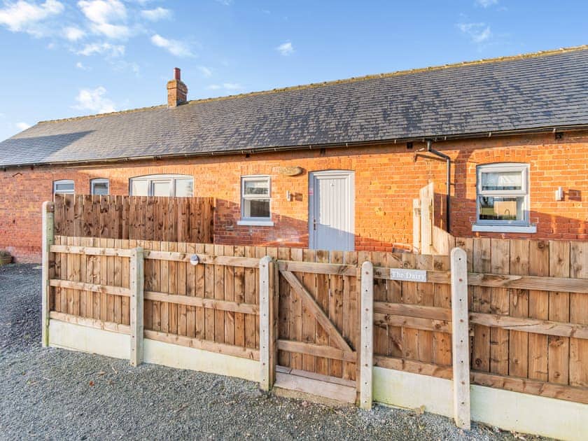 Exterior | The Dairy - Wolds Way Holiday Cottages, Low Hunsley