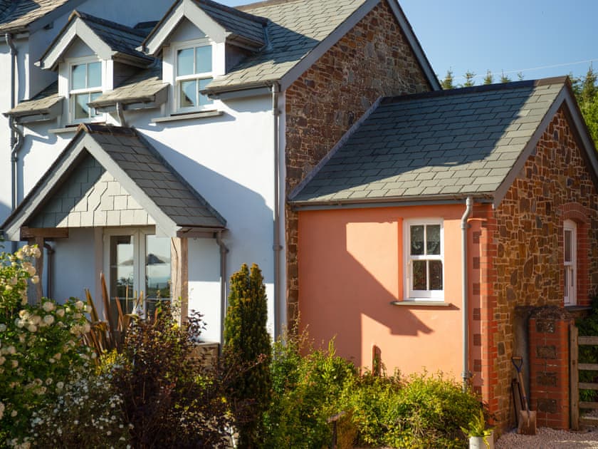 Exterior | The Dairy - Cheristow Farm Cottages, Hartland