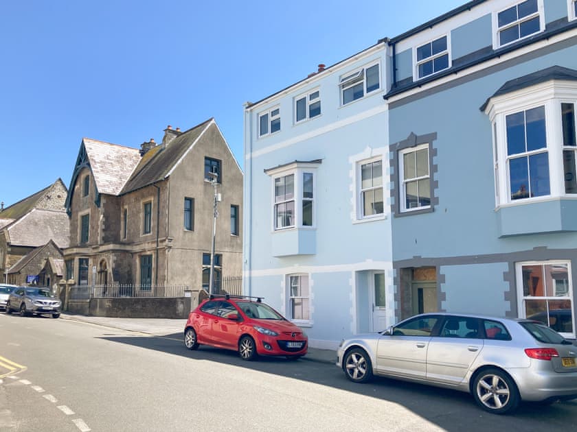 Exterior | Tenby Heights, Tenby