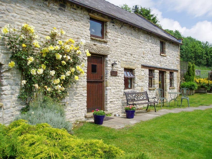 Exterior | Monk&rsquo;s Memories - Monks Retreat, Tideswell, near Buxton