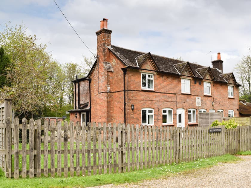 Club Cottage in Farleigh Wallop, near Basingstoke