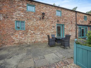 Exterior | The Forge - Holton Lodge Retreats, Holton-Le-Clay, near Cleethorpes