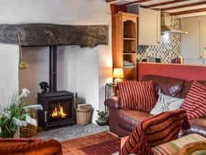 Open plan living space | Ty Tarth, Talysarn, near Caernarfon