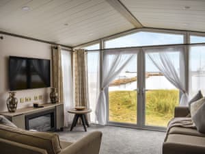 Open plan living space | Marina Escape One, Peterhead