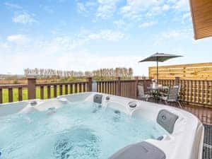 Hot tub | Billy Goat Lodge - Chadwick Bank Holiday Lodges, Chadwick, near Worcester