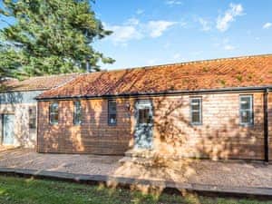 Exterior | Walnut Cottage - The Pentney Abbey Estate, Pentney, King&rsquo;s Lynn