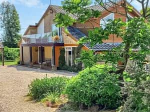 Exterior | Fieldview Snug, Wincanton