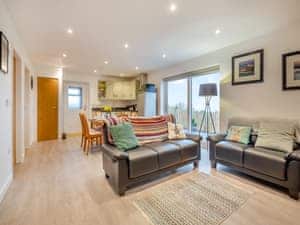 Open plan living space | Hedd Wen, Nebo nr Caernarfon