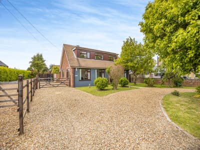 Driveway Access | Casa Mia, Walpole Highway, near Wisbech